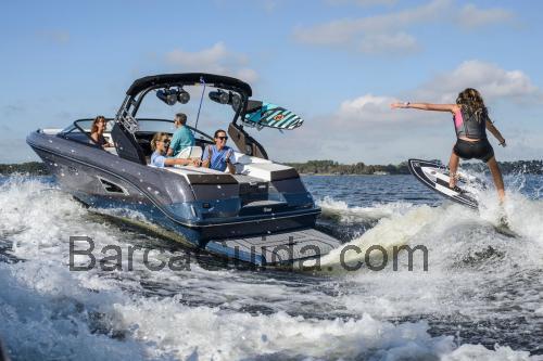 Sea Ray 230 SLX-W recensioni e scheda tecnica